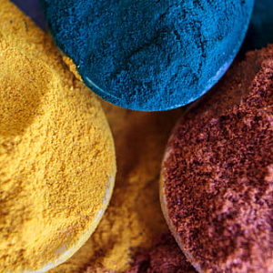 Как пигменты влияют на светостойкость и долговечность покрытий Как пигменты влияют на светостойкость и долговечность покрытий